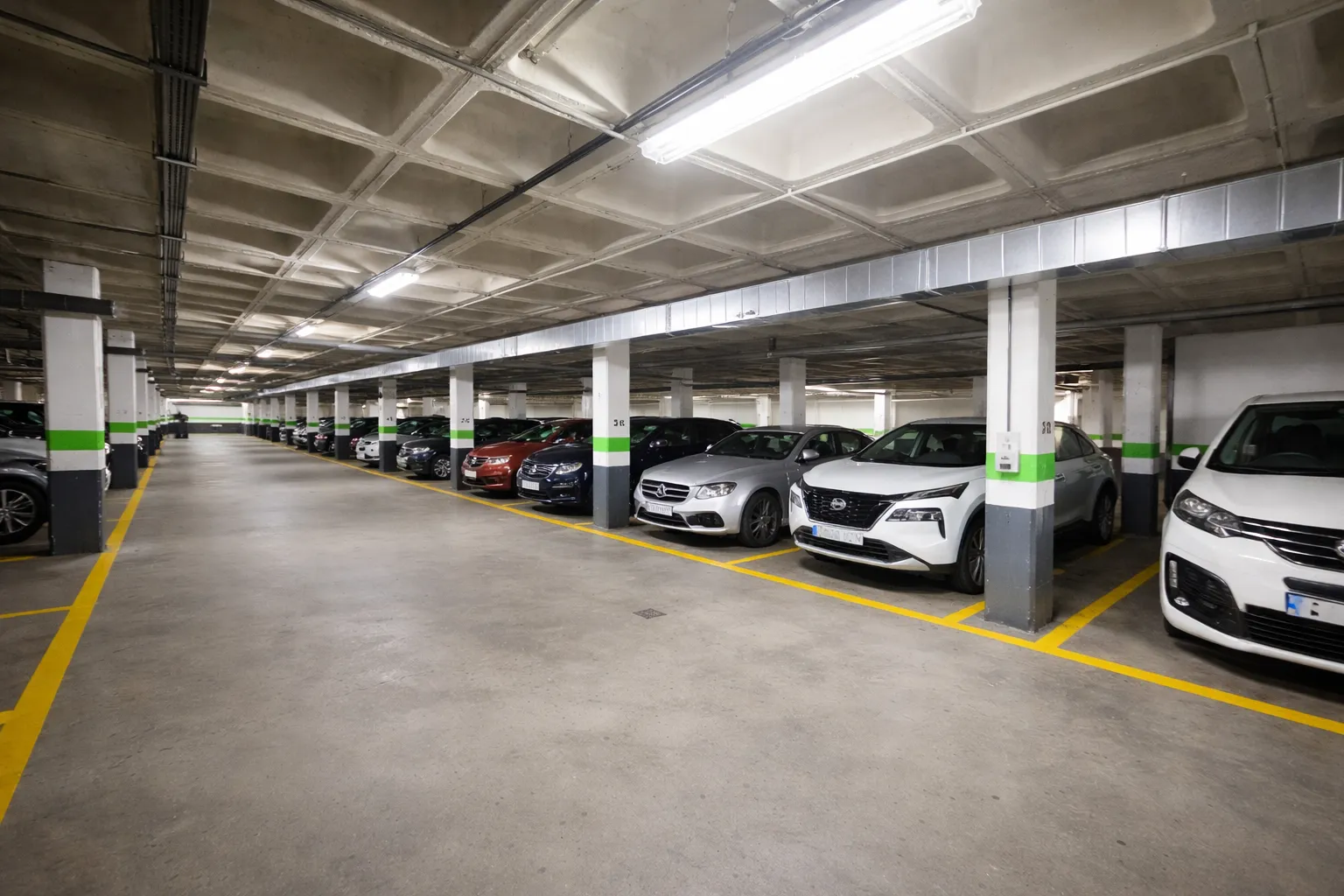 Parking cubierto aeropuerto Madrid Barajas · Aparca y Vuela