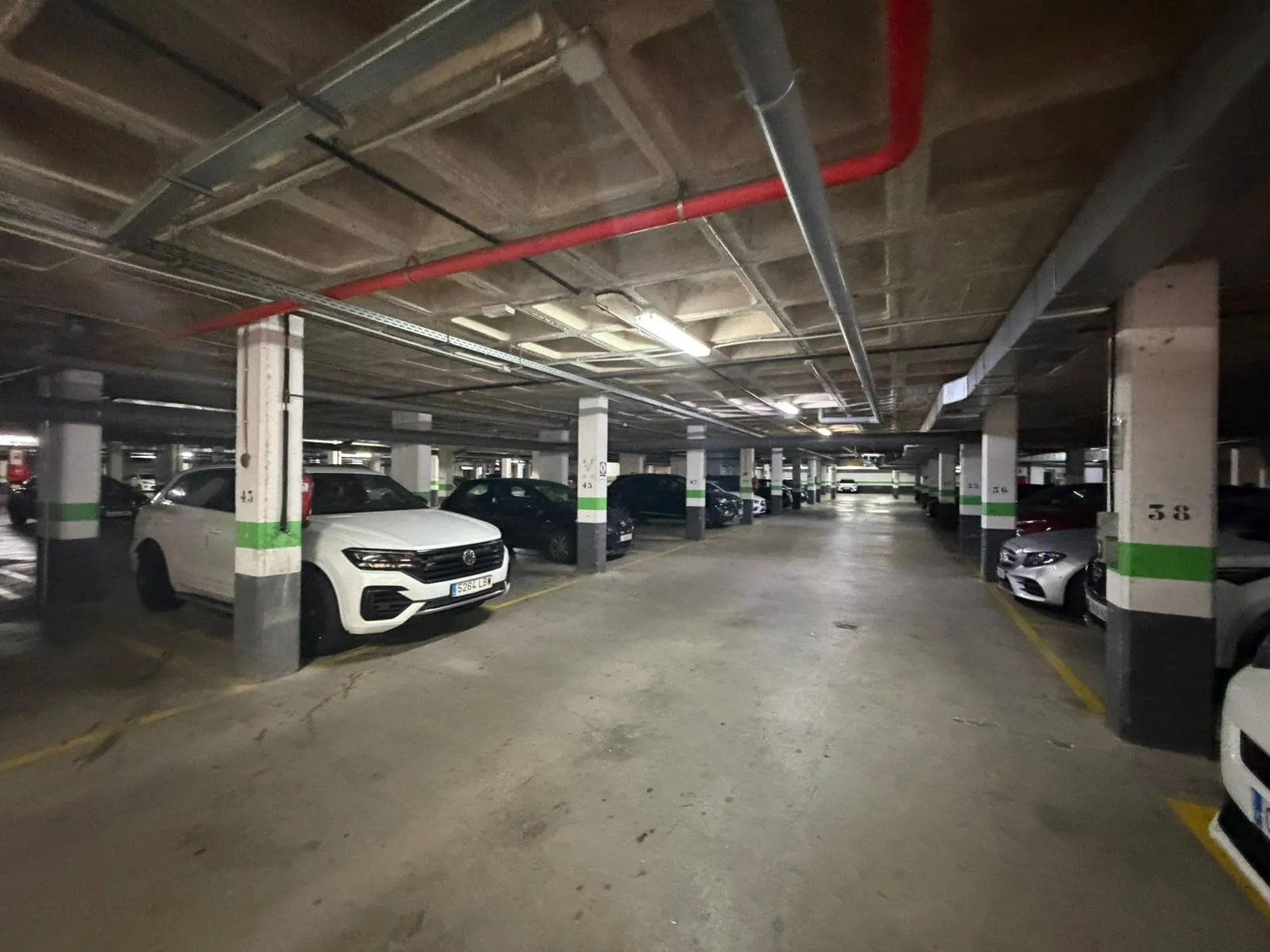 Instalaciones parking cubierto Aparca y Vuela